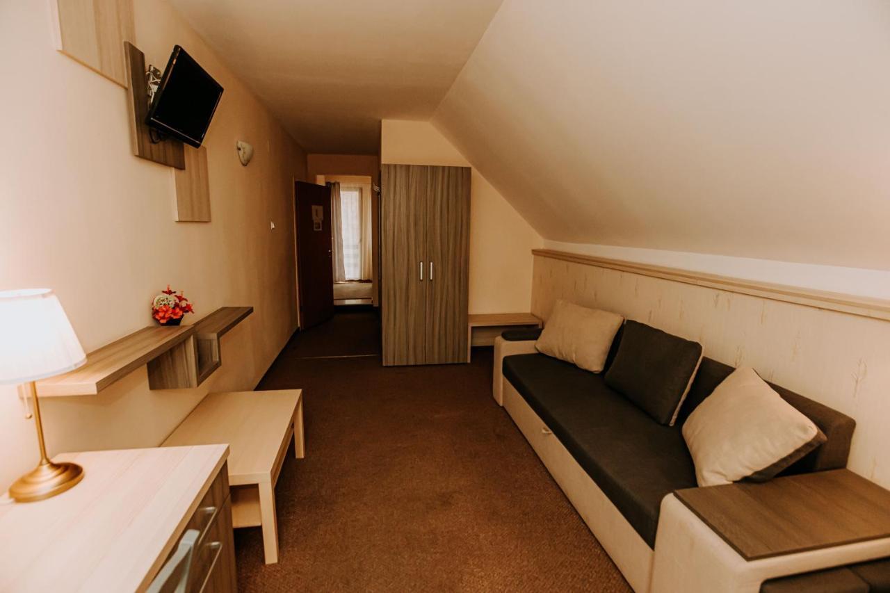 Guest House Lacul Linistit Moneasa Bagian luar foto