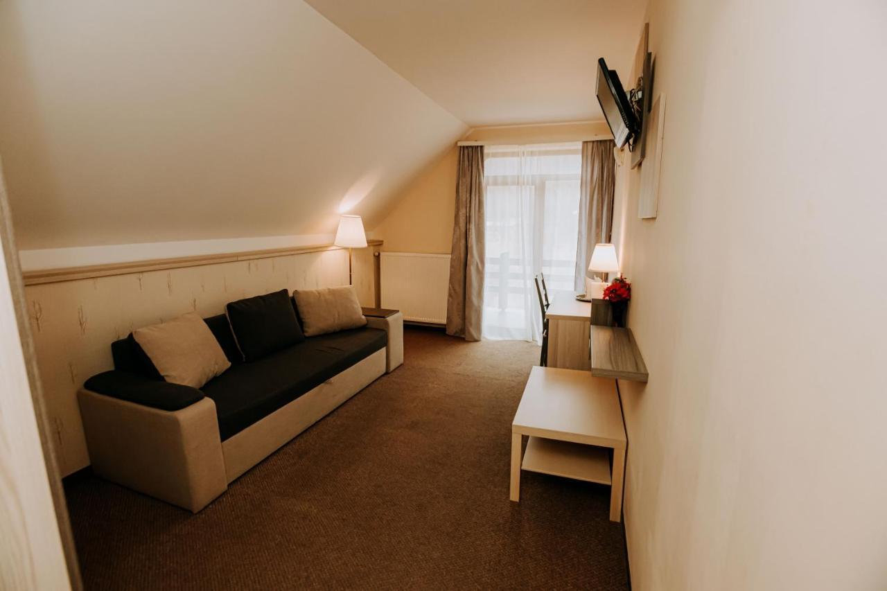 Guest House Lacul Linistit Moneasa Bagian luar foto