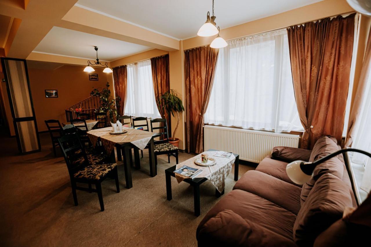 Guest House Lacul Linistit Moneasa Bagian luar foto