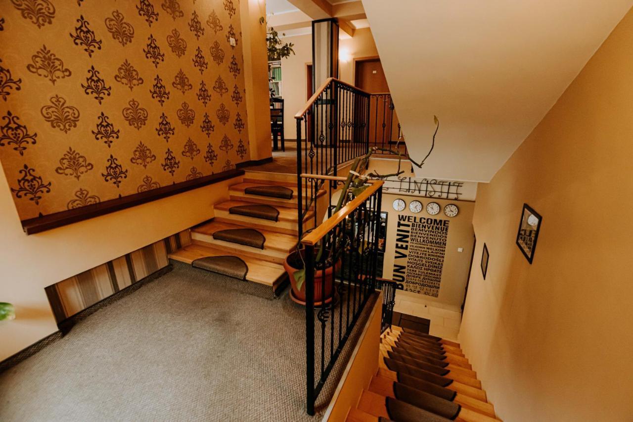 Guest House Lacul Linistit Moneasa Bagian luar foto
